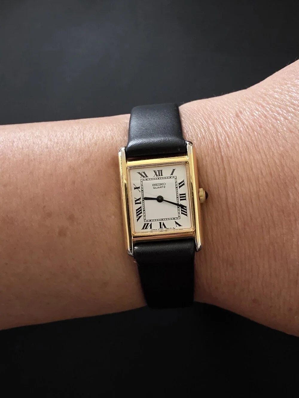 VTG Seiko 2Y00 5479 Gold Tone White Dial Roman Numeral 17mm Tank Watch WORKS
